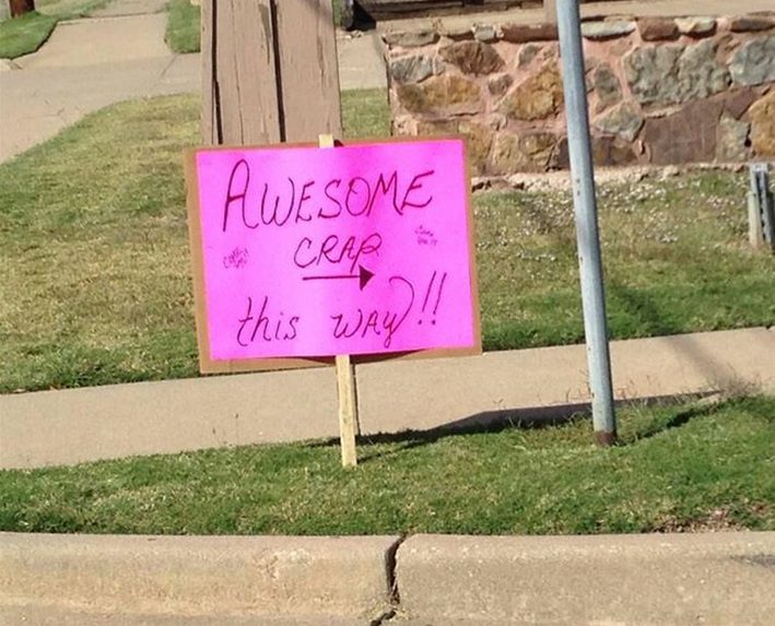 hilarious yard sale sign